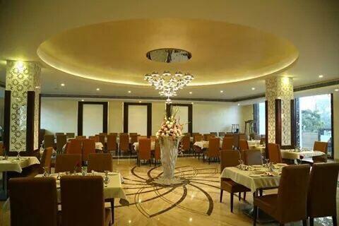 Wingston A Treehouse Hotel Goverdhan Radha Kund Exterior photo